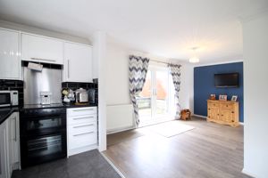 Kitchen/Dining- click for photo gallery